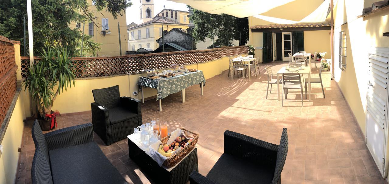 Bed and Breakfast La Terrazza Di Via Elisa Lucca Exterior foto
